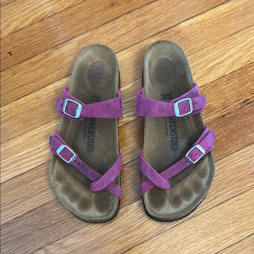 Birkenstock Mayari Sandals in Magenta - 39